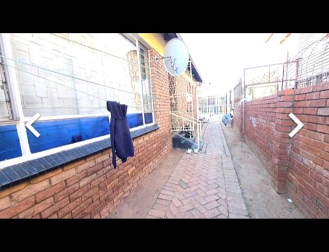 4 BEDROOM HOUSE FOR SALE IN LAUDIUM